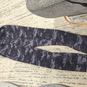 RARE Lululemon Men’s Precise Pant in Grey Camouflage